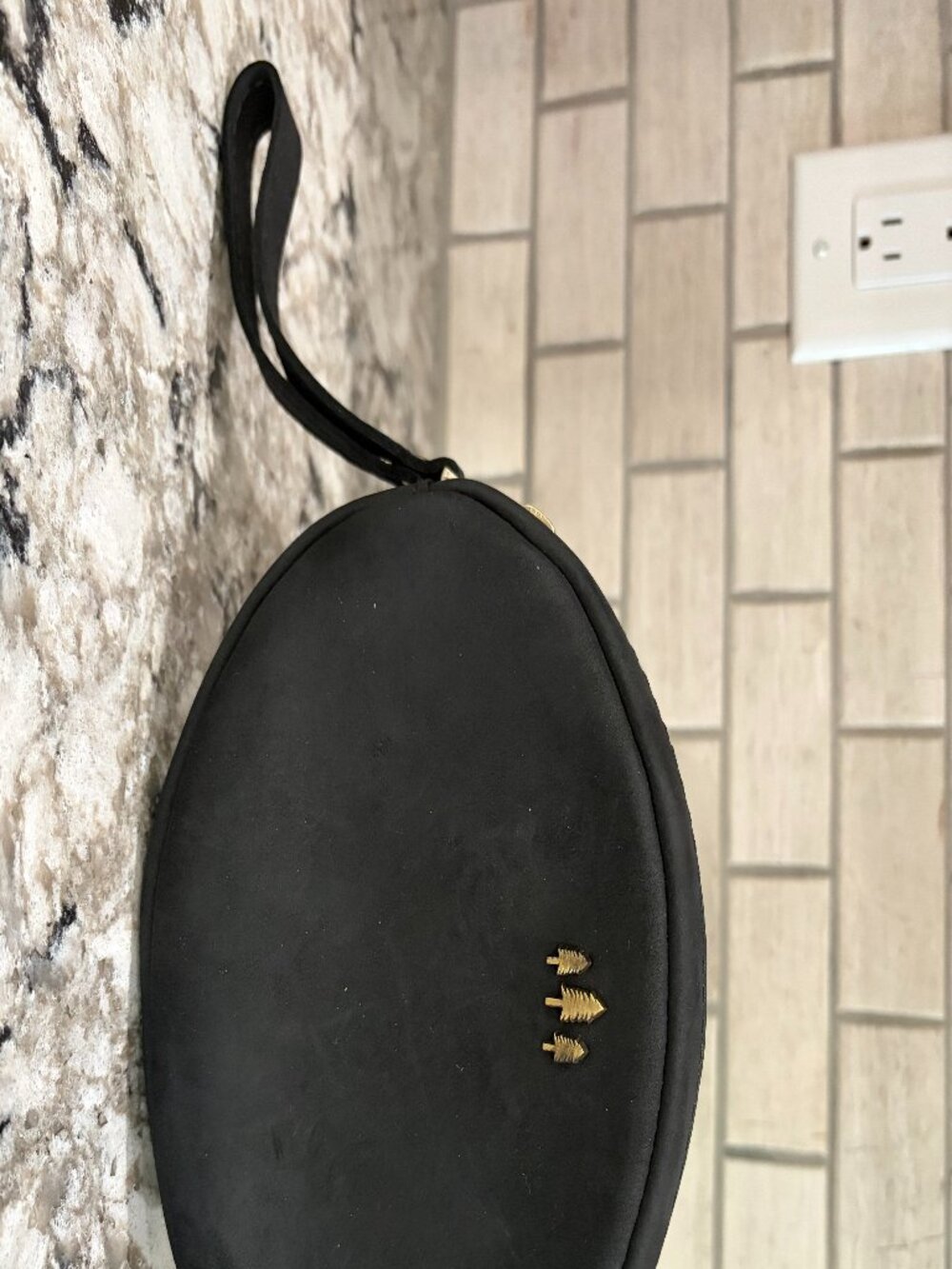 Portland Leather Goods Roswell Pouch Wristlet | Like New